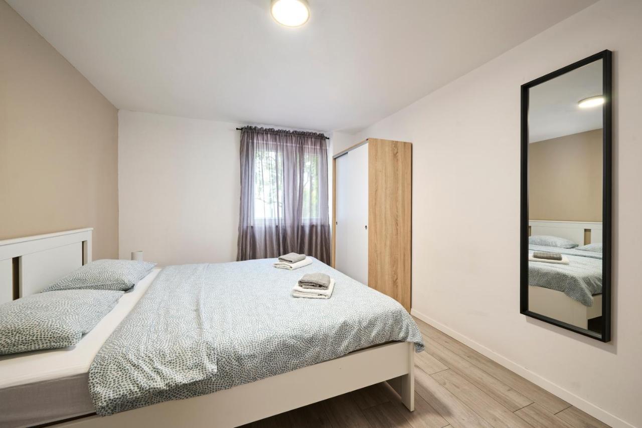 Lina Apartman